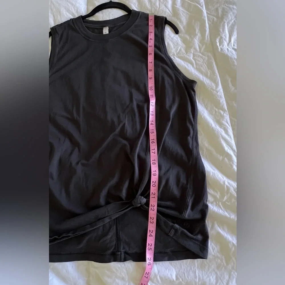 Lululemon All Yours Tank Top Size 8 Black Shirt